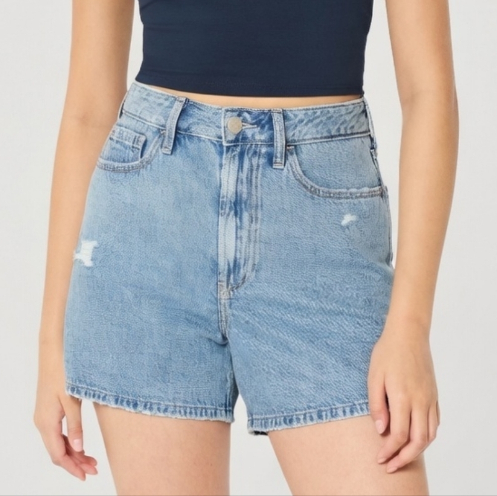 Hollister Ultra High Rise 90s Vintage Stretch Denim Shorts  Blue Size 24 Dadcore